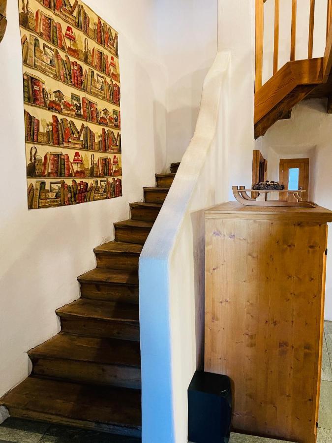 Apartamento Chasa Engadina Sent Habitación foto