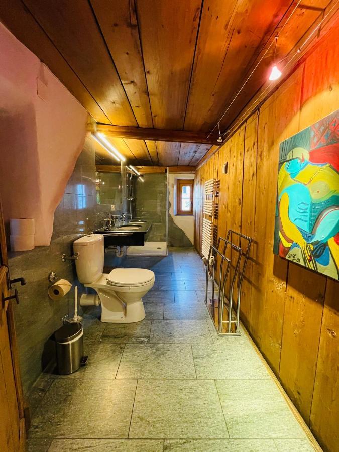 Apartamento Chasa Engadina Sent Habitación foto