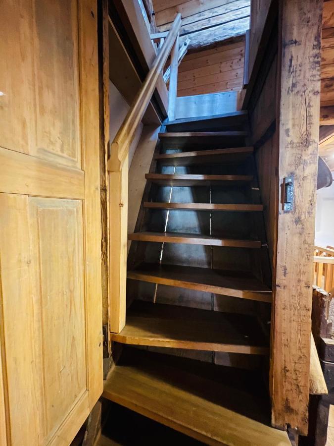 Apartamento Chasa Engadina Sent Habitación foto